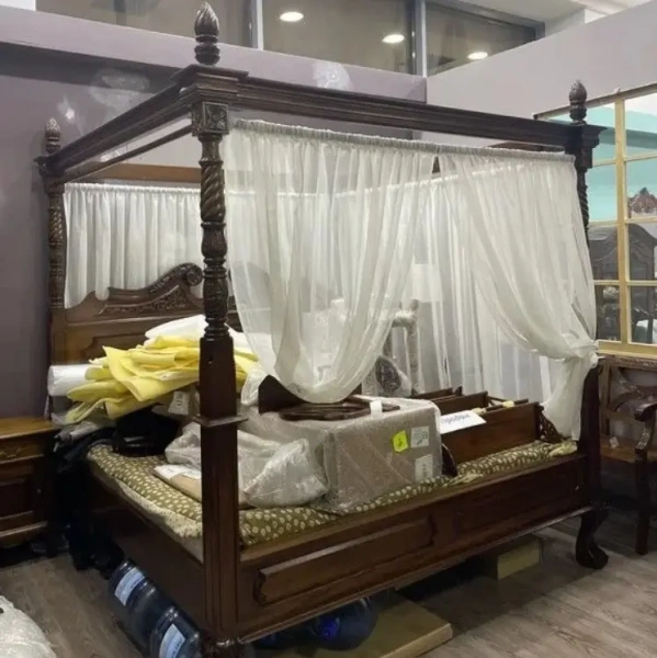 Кровать с балдахином МИГ645 YBC200200-27 купить в интернет магазине Мебель из массива. Звоните +7 495 961-63-63 Мебель Индонезии